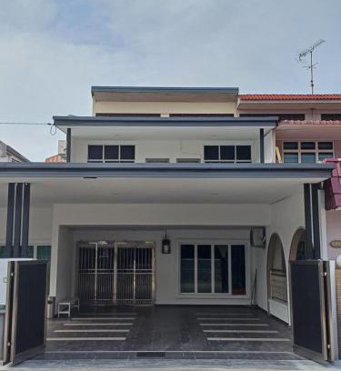 Malacca City House | Homely Homestay Malacca Taman SeaView