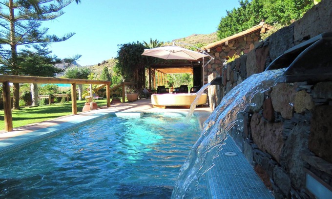 San Bartolome de Tirajana Villa | Homerez - Villa in San Bartolomé de Tirajana