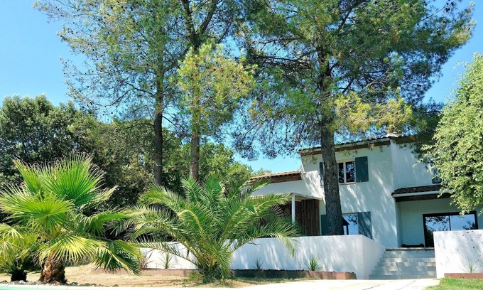 Favas Villa | Homerez - Villa for 12 ppl. with swimming-pool at Saint-Bauzille-de-Montmel