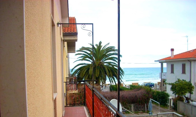 Casalbordino House | Homerez - 3 m away from the beach! Nice house for 5 ppl. at Contrada Termini