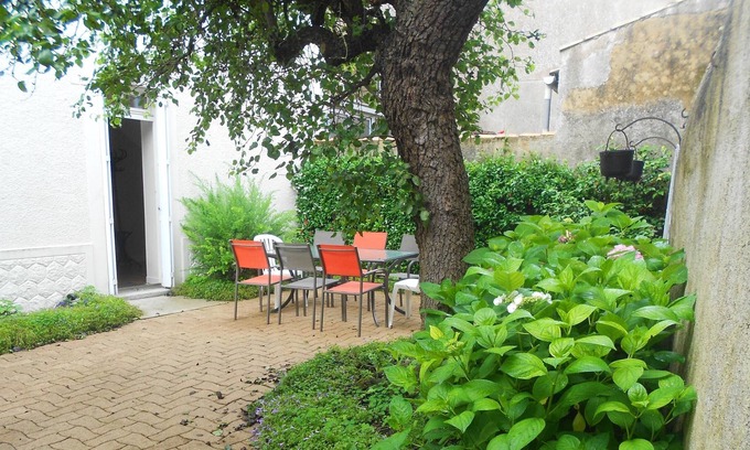 Airvault House | Homerez - Amazing house for 6 ppl. with garden and terrace at Airvault