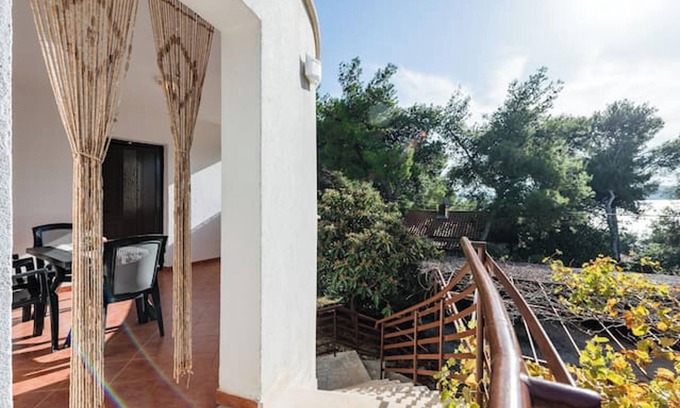 Zavala Apartment | Homerez - Apartment in Zavala - Parking included