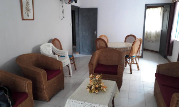 Wolmar Apartment | Homerez - Apt Flic en Flac - Seaview