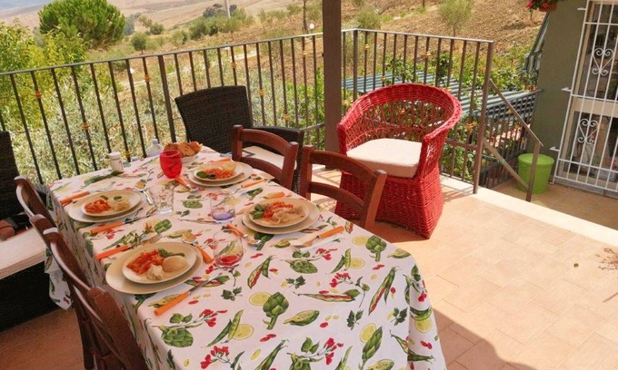 Lercara Friddi Apartment | Homerez - Apt. in Lercara Friddi