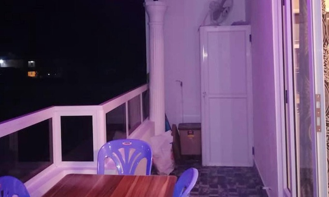 Mahebourg Apartment | Homerez - Beautiful appartement 1 km away from the beach for 6 ppl. at Mahébourg