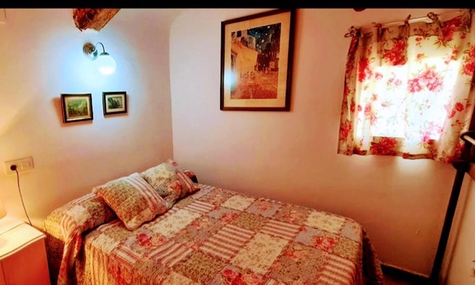 Old Town Apartment | Homerez - Beautiful appartement for 3 ppl. at Cuenca