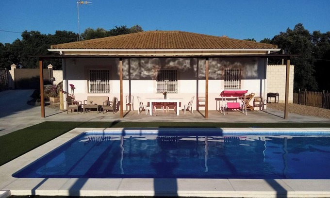 Almodovar del Rio Ski Chalet | Homerez - Chalet in Almodóvar del Río