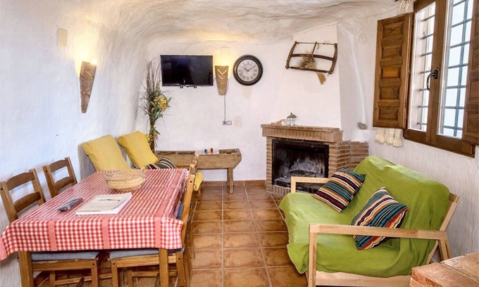 Galera House | Homerez - Charming House in Galera - Fireplace & Terrace