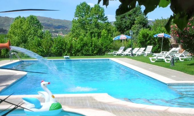 Pedraca House | Homerez - Comfortable house with mountain view and shared pool