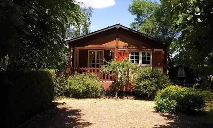 Vaas Ski Chalet | Homerez - Cozy Chalet in Vaas with Lake View