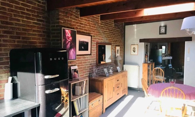 Thon-Samson House | Homerez - Family home in Thon