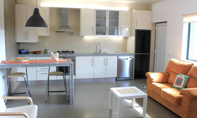Serra da Pescaria House | Homerez - House 1 km away from the beach for 4 ppl. with terrace at Nazare