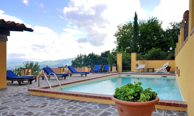 Gattaia House | Homerez - House for 4 ppl. with shared pool, garden and terrace at Gattaia