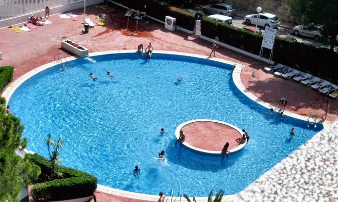Salou Apartment | Homerez - Modern Apartment in Salou with Shared Pool