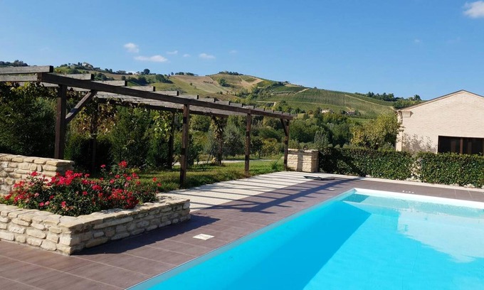 Montalto delle Marche Apartment | Homerez - Nice appartement for 3 ppl. with shared pool at Montalto delle Marche