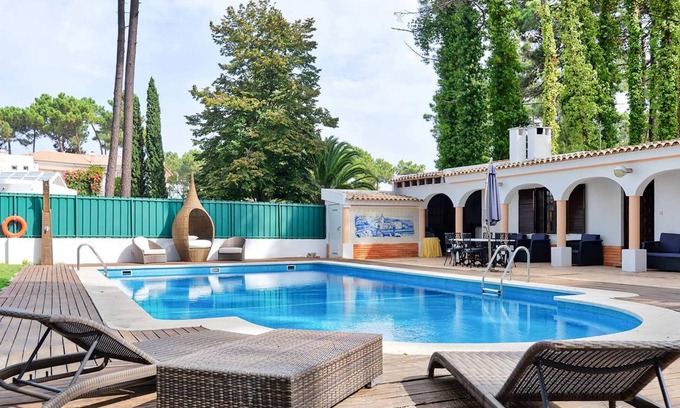 Verdizela Villa | Homerez - Spacious villa 5 km away from the beach for 4 ppl. with swimming-pool