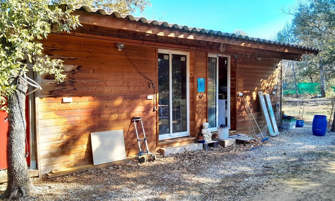 Cucuron Apartment | Homerez - Superb studio for 2 pers. with garden and terrace in Cucuron