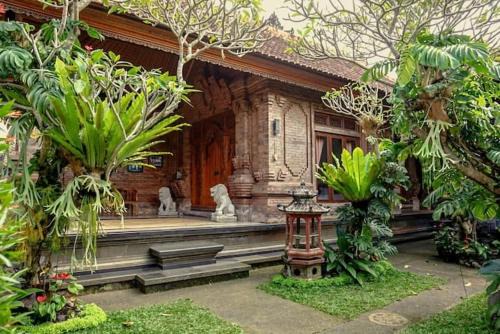 Taro House | Homestay Jro Mangku Gede House