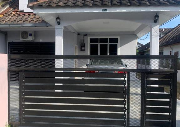Desa Manjung Raya House | Homestay Maryam