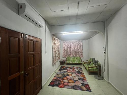 Kampung Pulau Nyior House | HOMESTAY NO.45