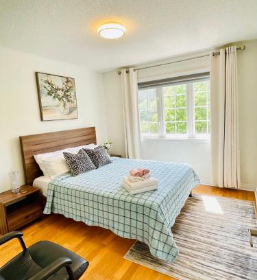 Whitby House | Homestay- private room and bathroom