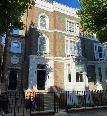 Fulham House | Homestay SW6 Near Central London! A Plus Double Bed and Private Bath