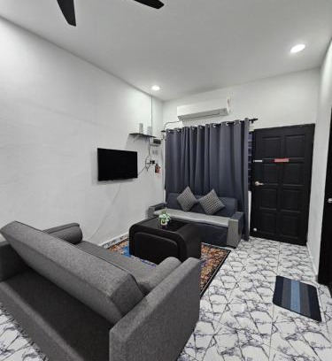 Kampung Pondok House | Homestay Una Kangar