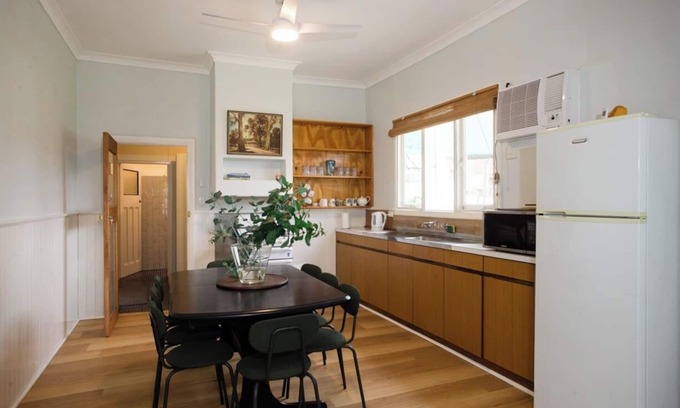 Hacketts Gully Cottage | Homestead in the Perth Hills