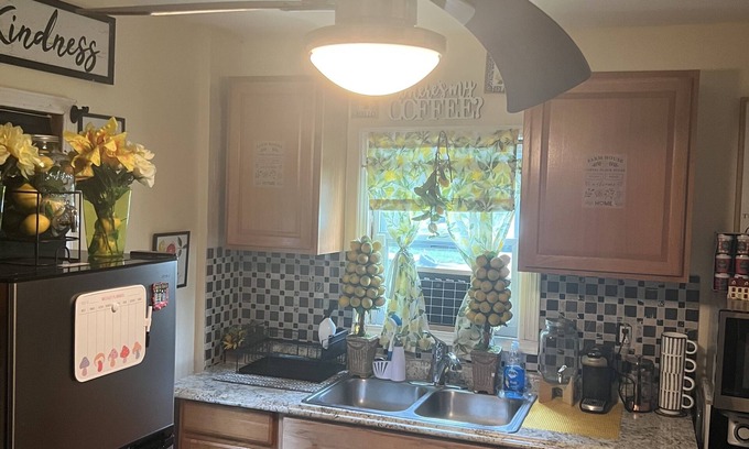 Detroit Bed & Breakfast | Hometel short-stayEast Location