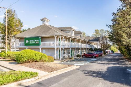 Norcross Hotel | HomeTowne Studios by Red Roof Atlanta NE – Norcross South