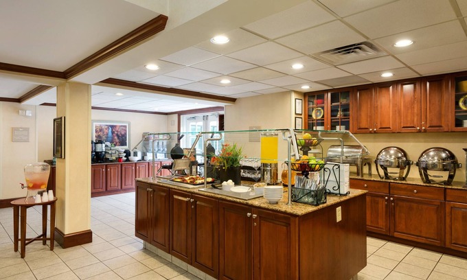 Yorkshire Hotel | Homewood Suites by Hilton Newark-Wilmington South Area