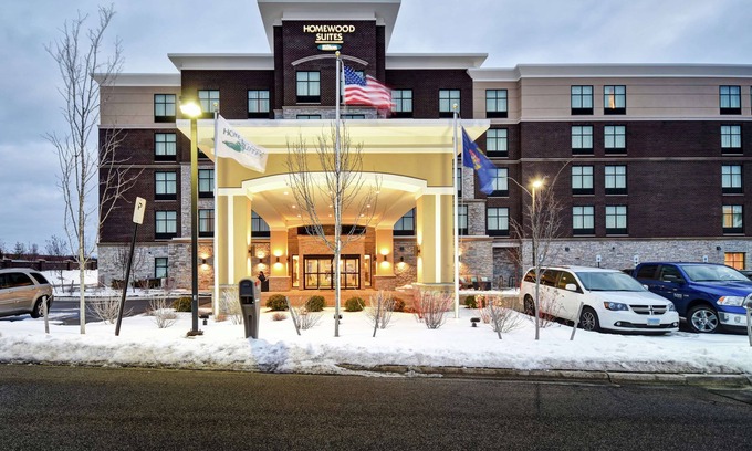 Novi Hotel | Homewood Suites by Hilton Novi Detroit
