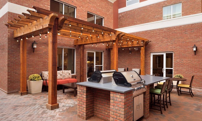 Crossroad Park Hotel | Homewood Suites by Hilton Kalamazoo-Portage