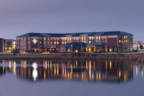 Denton Hotel | Homewood Suites Denton
