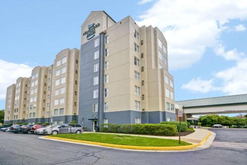 Herndon Hotel | Homewood Suites Dulles-International Airport