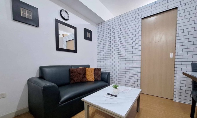 Ususan Condo | Homey 1BR with Balcony City View in Grace Res