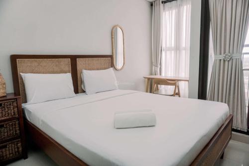 Ciputat Apartment | Homey and Enjoy Living Studio Transpark Bintaro Apartment By Travelio