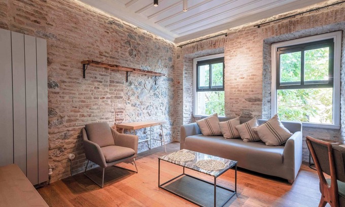 Taksim Apartment | Homie Suites | Galata | One-Bedroom Apartment #TE2
