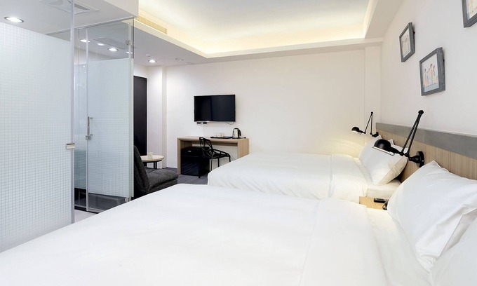 Central District Hotel | Hommie Inn