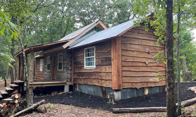 Brumley Cabin | Honey Springs Cabin- restored historic cabin 12 minutes from Lake of the Ozarks