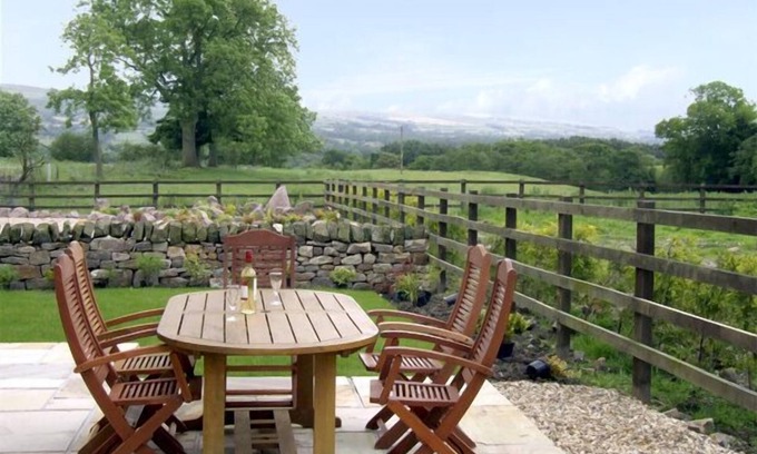 Meerbrook Cottage | Honeystone