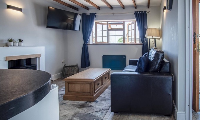 Amroth Cottage | Honeysuckle Cottage - 1 Bedroom Cottage - Amroth
