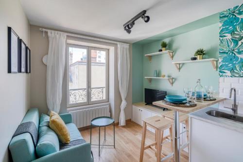 Carnot - Gailleton Apartment | HONORÊ - Suite Carnot