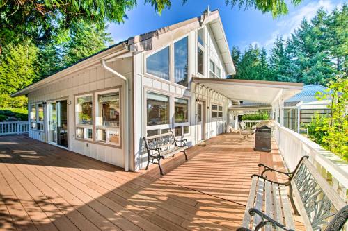 Brinnon House | Hood Canal Home with Hot Tub - Bordering Olympic NP!
