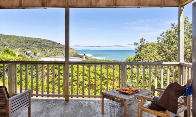 Raglan House | HORIZON SURF LODGE plus private spa