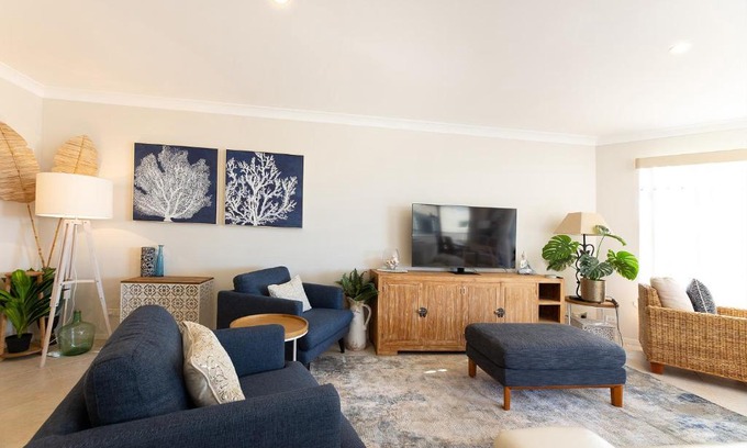 Forster Apartment | Horizons 3