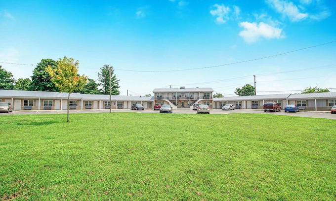 Horse Cave Hotel | Horse Cave Motel