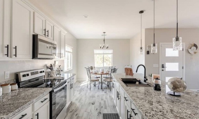 Drexel Heights House | Horse-Friendly Desert Stay