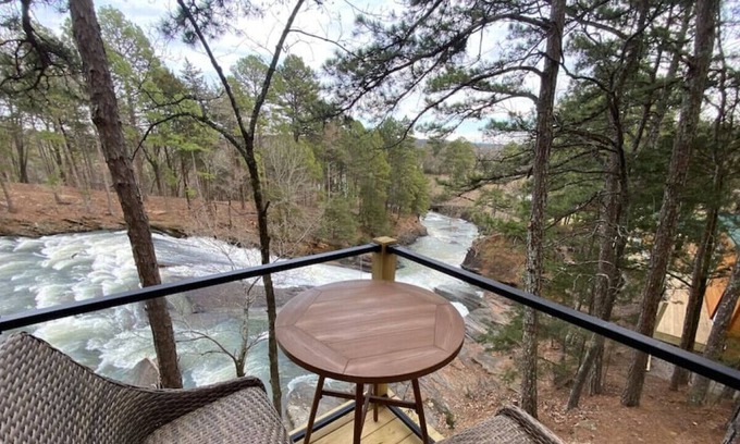 Alix Cabin | Horsehead Waterfall Cabin One!