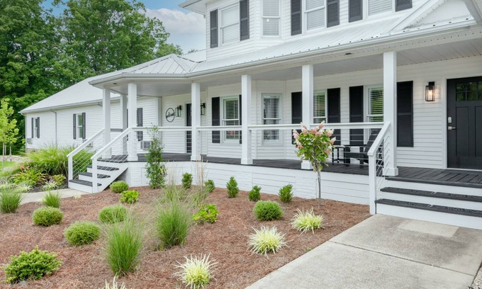 Lindseyville House | Horseshoe Holler Retreat KY